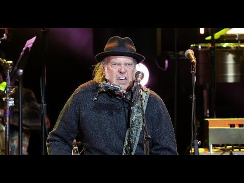 Neil Young&#039;s Fiery Anthem: &#039;If You’re a Fascist, Get a Tesla&#039; - A Bold Stand Against Elon Musk